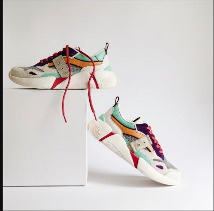Coast Runner Sneaker